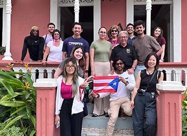 Students gather in front of Casa Pueblo, a non-profit organization dedicated to advancing sustainability.